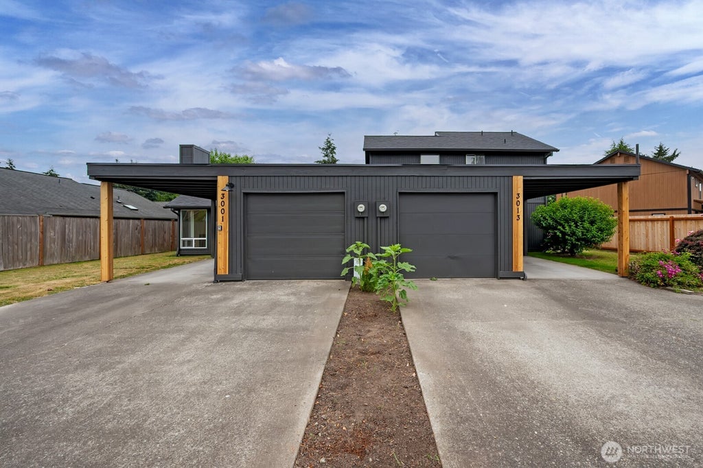 Photo of 3013 M Street NE, Auburn, WA 98002 (MLS # 2573606)