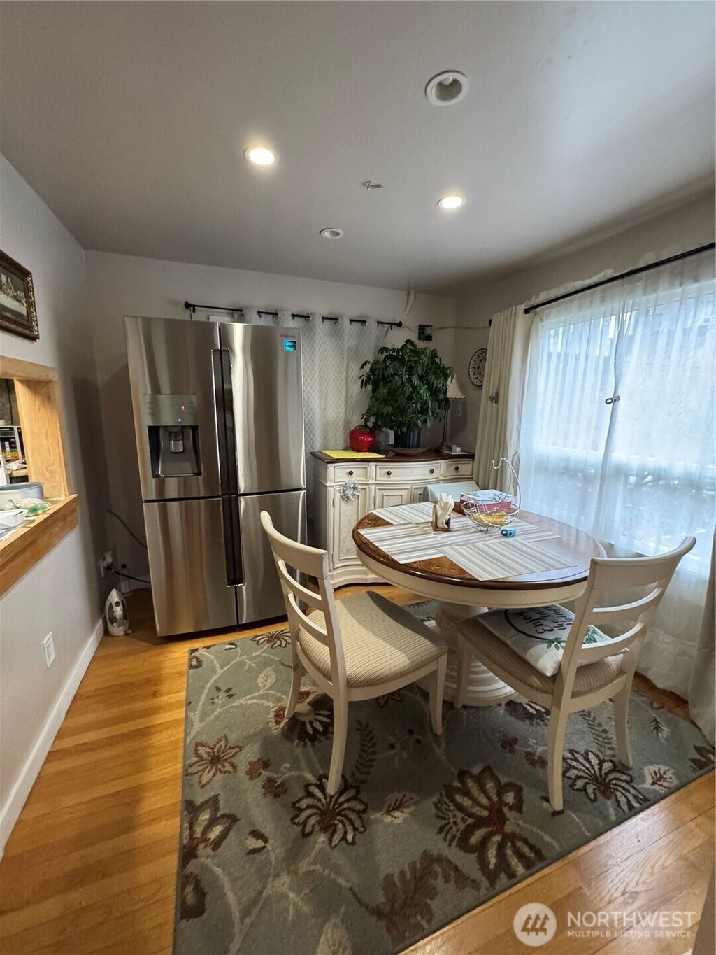 Photo of 830 NE 67th Street, Seattle, WA 98114 (MLS # 2334811)