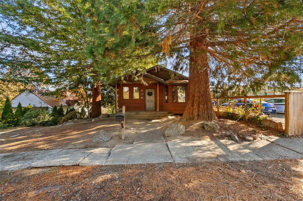 Photo of 506 S Yantic Avenue, Bremerton, WA 98312 (MLS # 2598753)