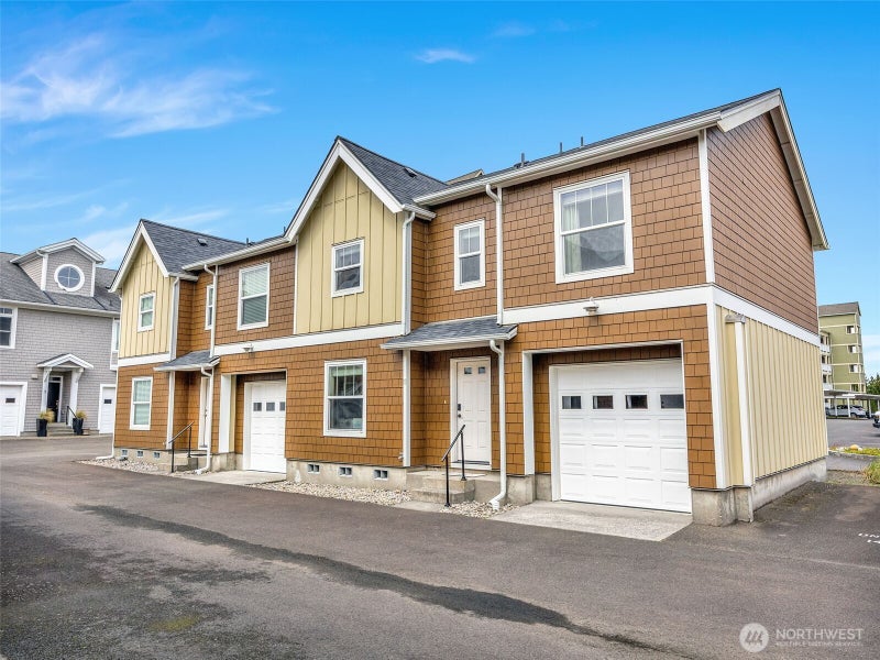 316 7th Street SW 13