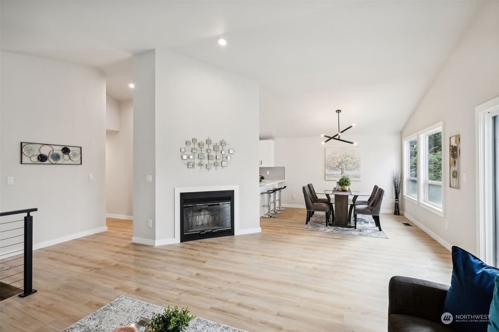 Photo of 727 N 92nd Street, Seattle, WA 98103 (MLS # 2295874)