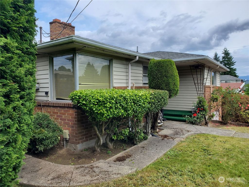 Photo of 7920 S 112th Street, Seattle, WA 98178 (MLS # 2130861)