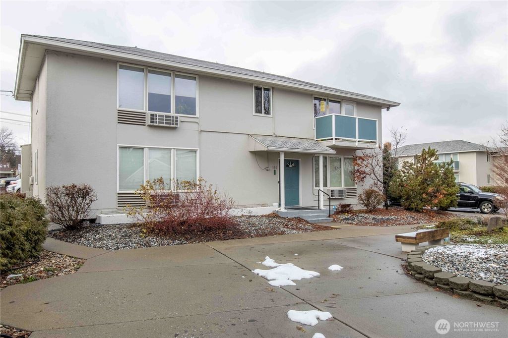 Photo of 150 Lavender Court #43, Wenatchee, WA 98801 (MLS # 2465851)