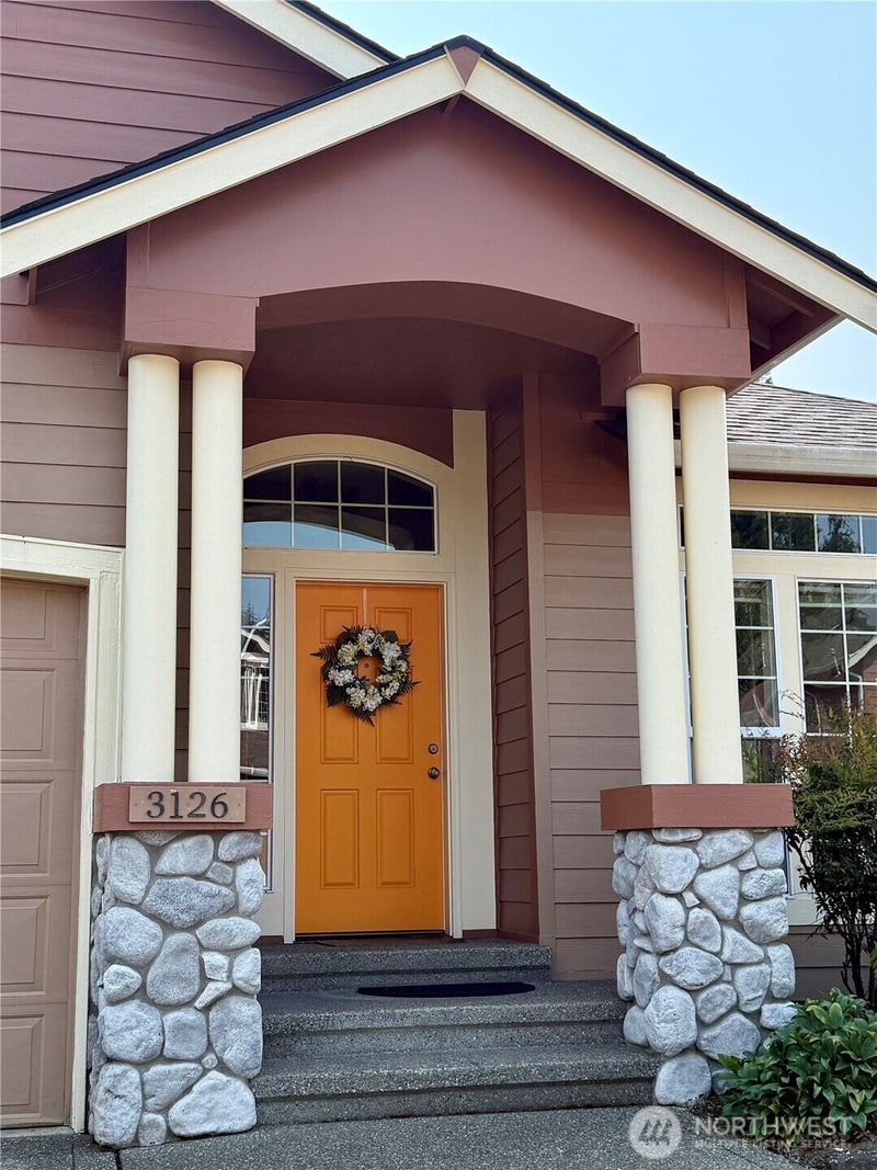 3126 RED FERN Drive NW