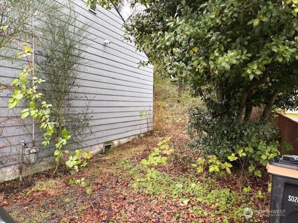 Photo of 11704 40th Avenue NE, Seattle, WA 98125 (MLS # 2457506)