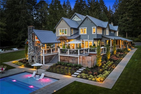 Photo of 20313 217th Avenue NE, Woodinville, WA 98077 (MLS # 2594641)