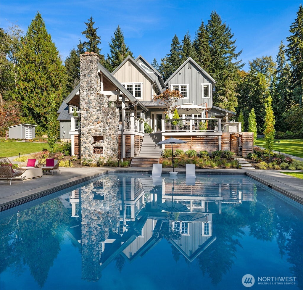 Photo of 20313 217th Avenue NE, Woodinville, WA 98077 (MLS # 2594641)