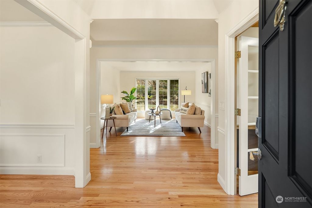 Photo of 25927 NE 25th Street, Redmond, WA 98053 (MLS # 2031512)