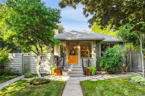 Photo of 5435 45th Avenue SW, Seattle, WA 98136 (MLS # 2434065)