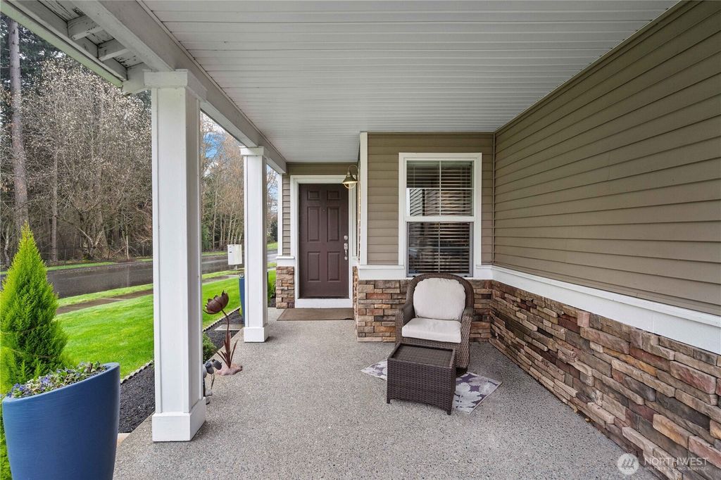 Photo of 33253 43rd Place S, Federal Way, WA 98001 (MLS # 2493367)