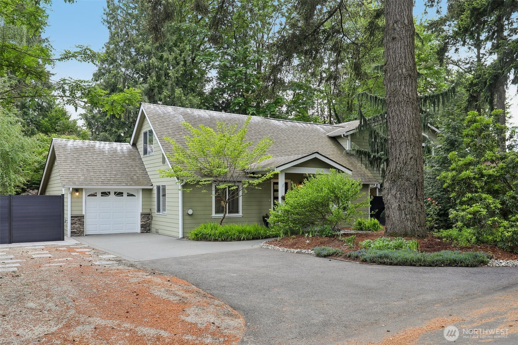 11633 NE 92nd Street