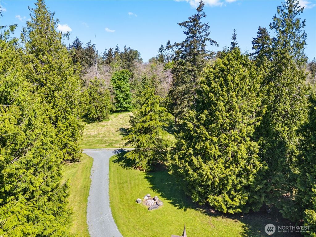 Photo of 5513 Homestead Lane, Anacortes, WA 98221 (MLS # 2496782)