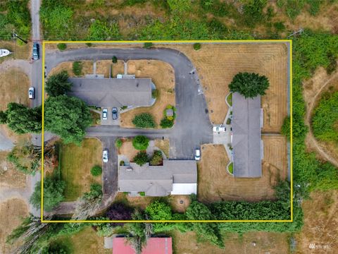 Photo of 125 Sawall Avenue W, Centralia, WA 98531 (MLS # 1963073) Photo of 125 Sawall Avenue W, Centralia, WA 98531 (MLS # 1963073)
