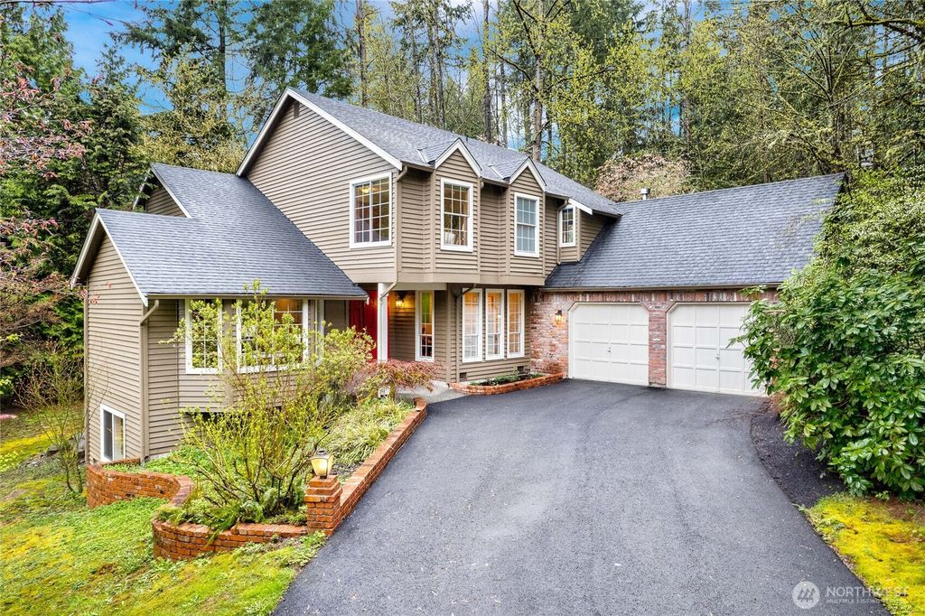 Photo of 16726 NE 137th Street, Woodinville, WA 98072 (MLS # 2352364)