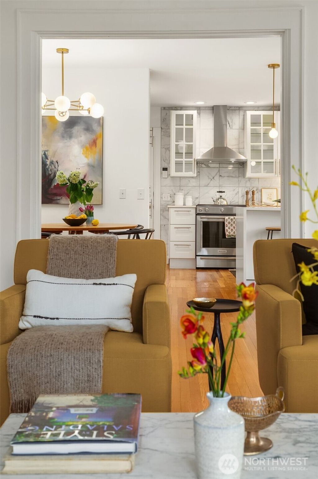 Photo of 5057 37th Avenue NE, Seattle, WA 98105 (MLS # 2336626)