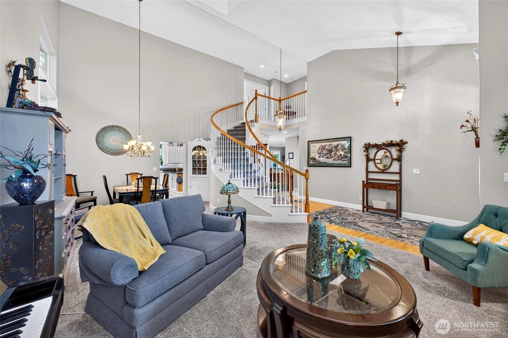 8108 N 9th