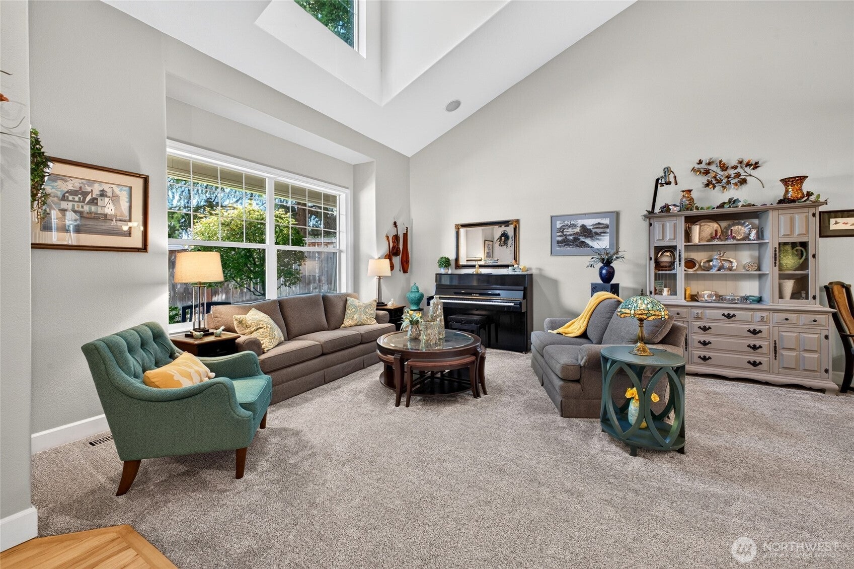 8108 N 9th