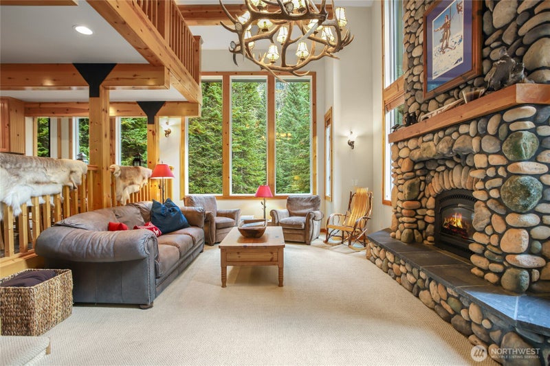 22 Alpental Street
