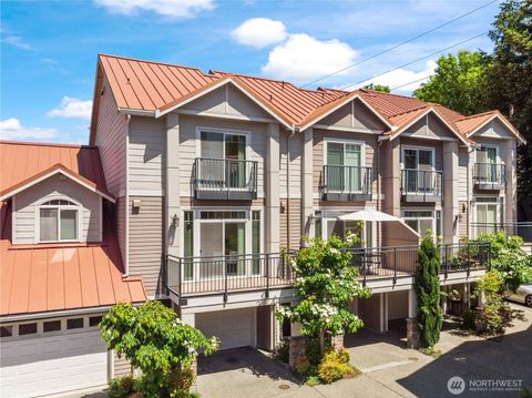 12721 SE 41st Place 211 Bellevue WA 98006