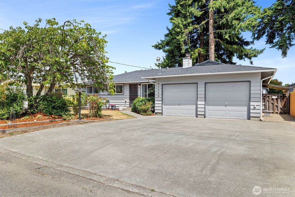 Photo of 29030 45th Avenue S, Auburn, WA 98001 (MLS # 2401765)
