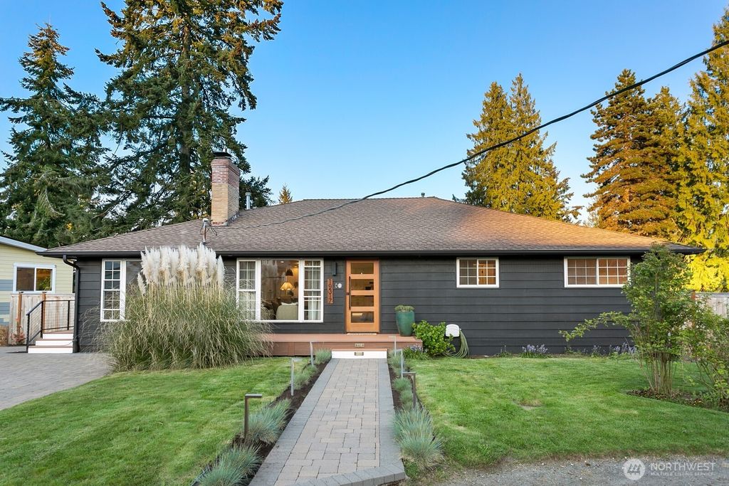 Photo of 19317 83rd Place W, Edmonds, WA 98026 (MLS # 2363615)