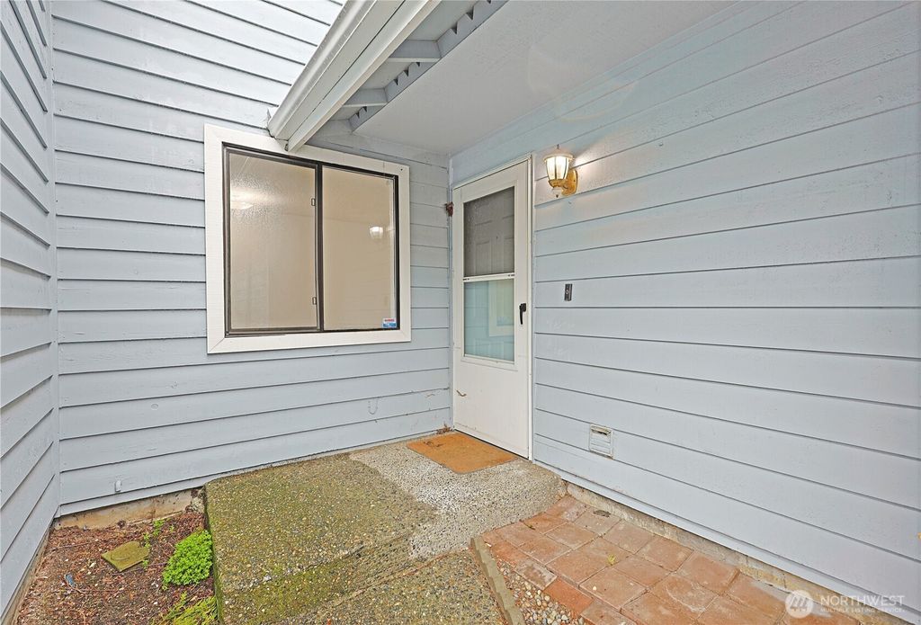 Photo of 25028 110th Avenue SE #25B, Kent, WA 98030 (MLS # 2359011)