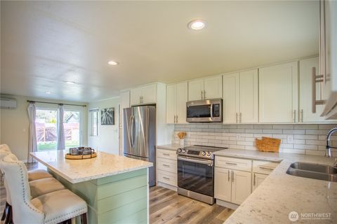 Photo of 6006 16th Avenue SE, Lacey, WA 98503 (MLS # 2482071)