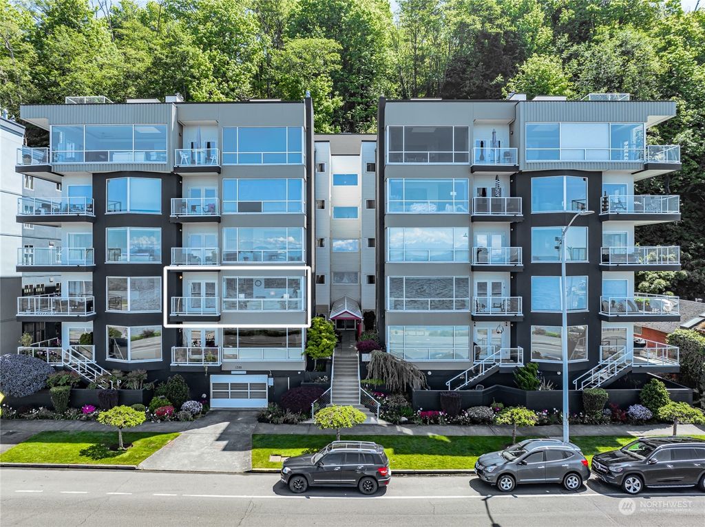 Photo of 1388 Alki Avenue SW #302, Seattle, WA 98116 (MLS # 2065762)