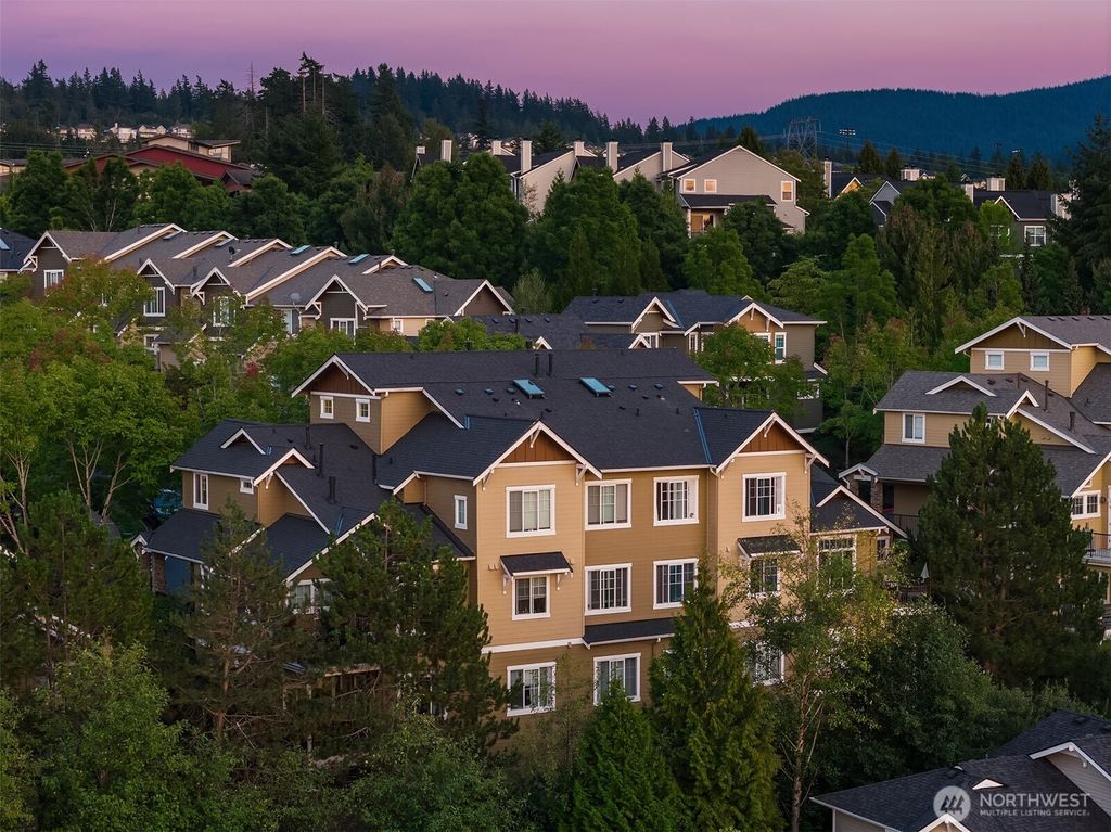 Photo of 1887 16th Lane NE #1887, Issaquah, WA 98029 (MLS # 2431921)
