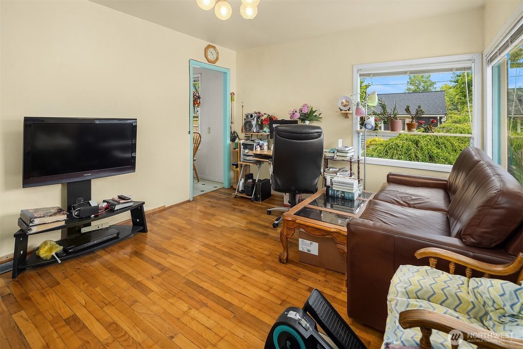 Photo of 3039 S Dakota Street, Seattle, WA 98108 (MLS # 2417043)