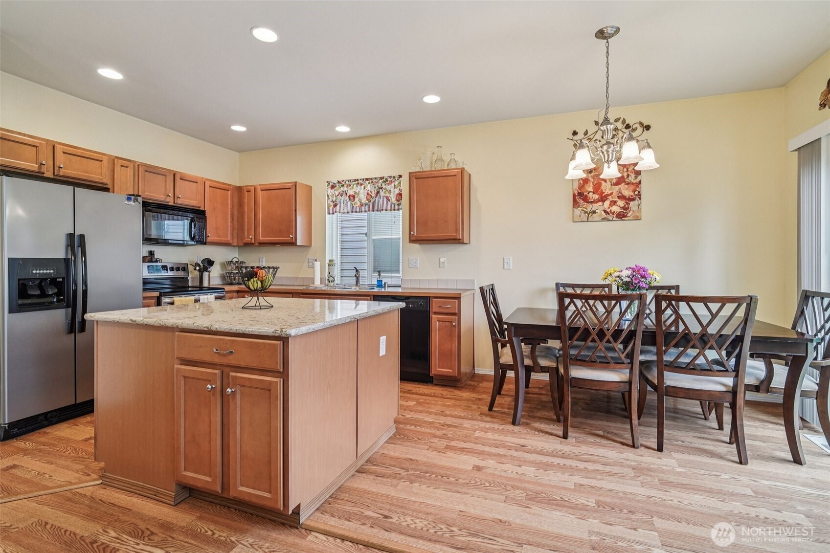 11417 185th Street E