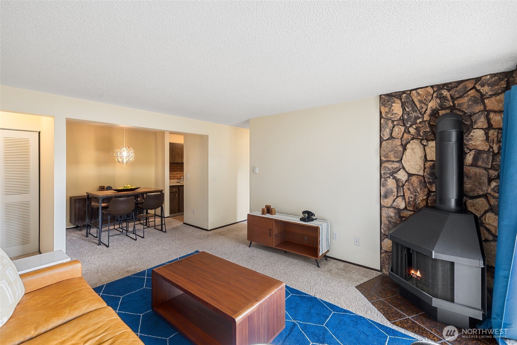 1506 N Defiance Street R102