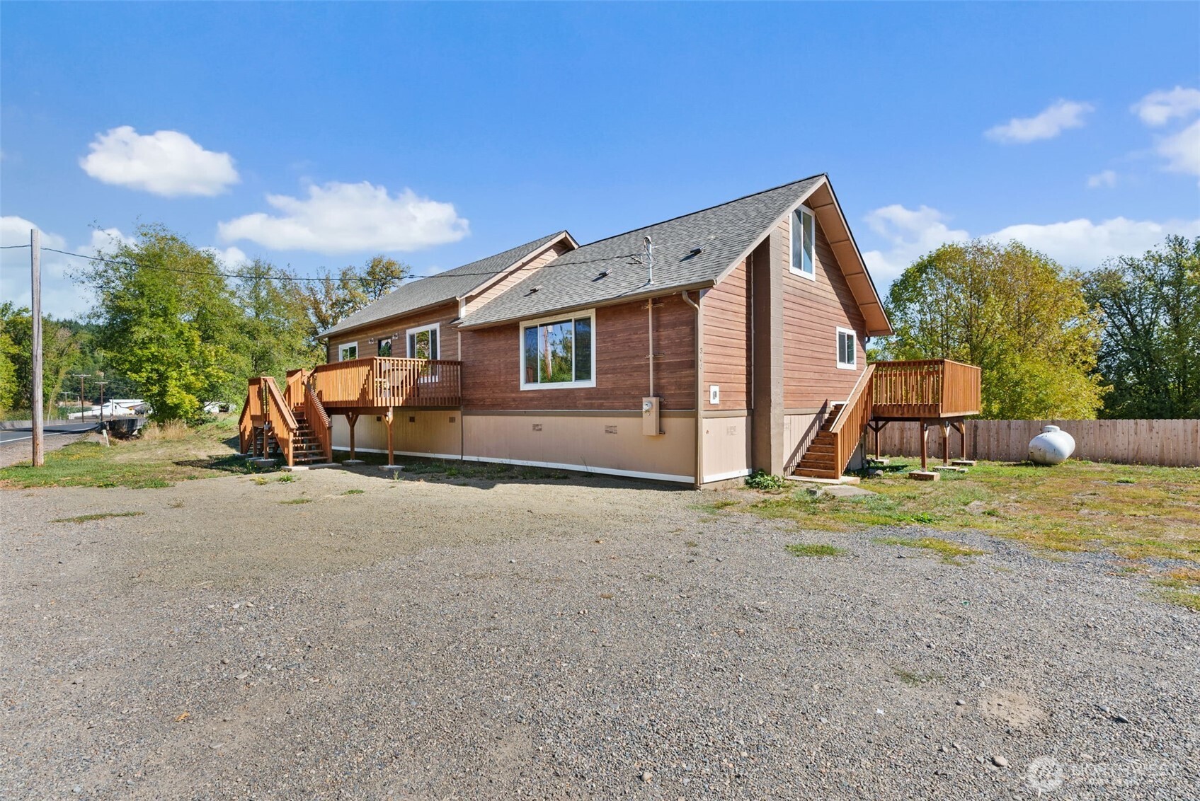 300 Lincoln Creek Road