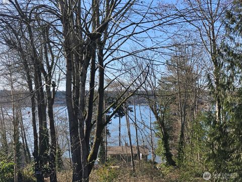 Photo of 1919 Berry Street NE, Olympia, WA 98506 (MLS # 2495277)