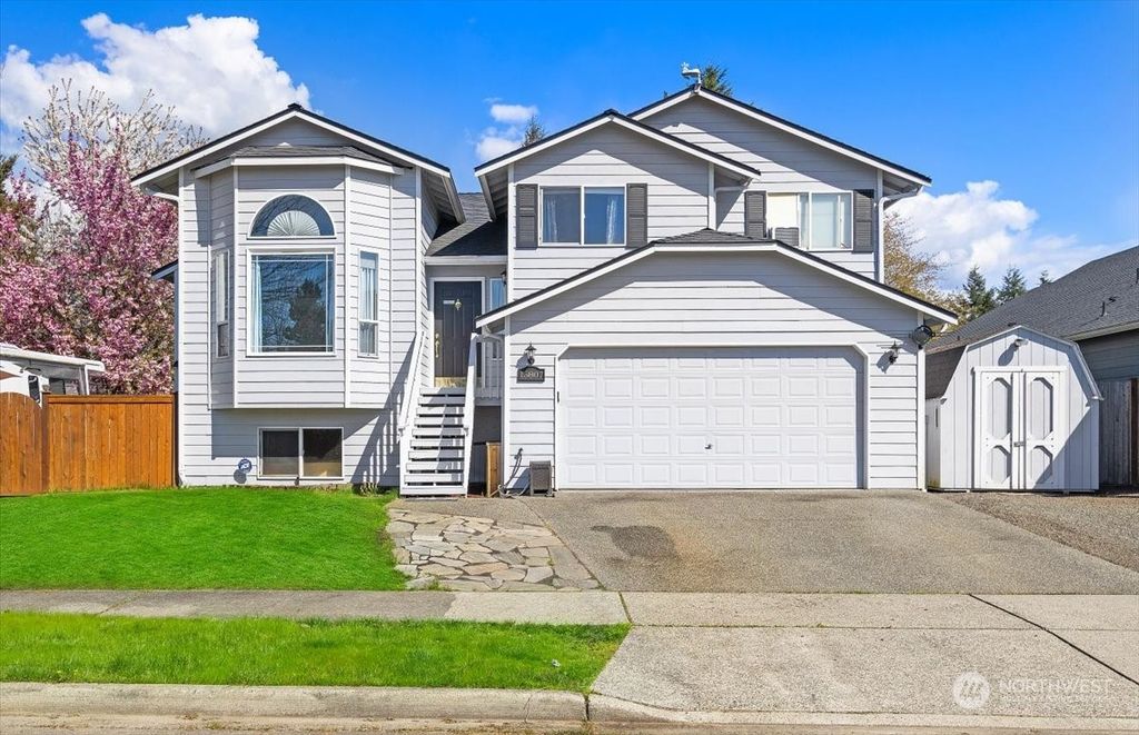 Photo of 15807 173rd Avenue SE, Monroe, WA 98272 (MLS # 2226087)
