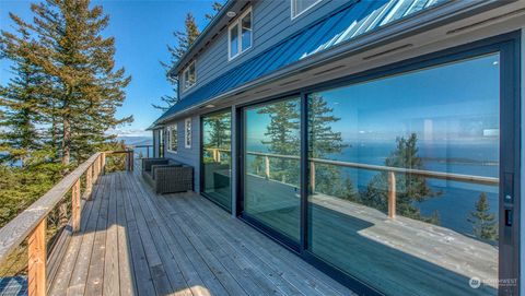 A home in Orcas Island