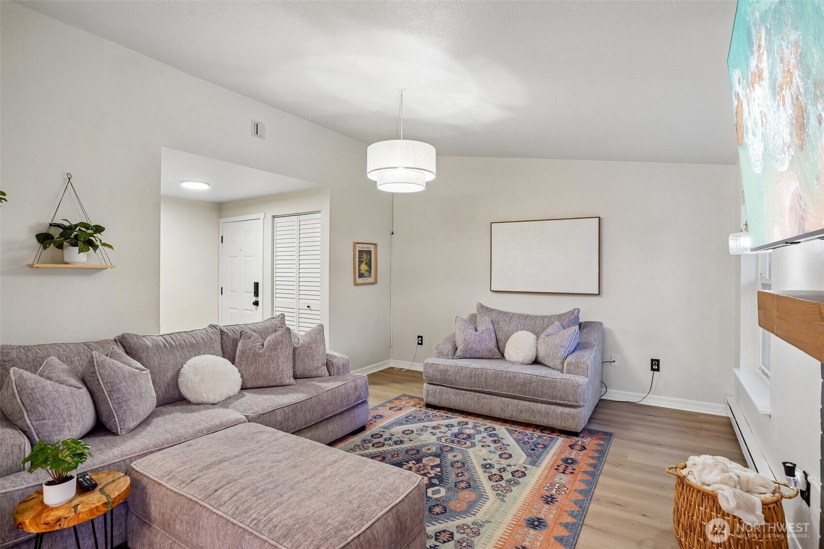 4617 Grandview Drive W B