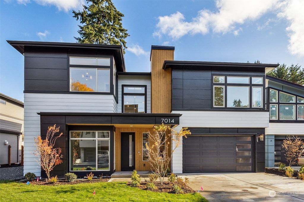 Photo of 7540 126th Avenue NE, Kirkland, WA 98033 (MLS # 2213918)