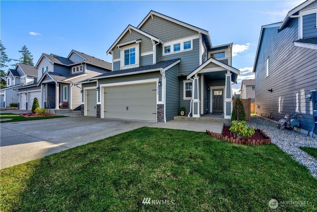 Photo of 2422 200 Street Ct E, Spanaway, WA 98387 (MLS # 2504450)