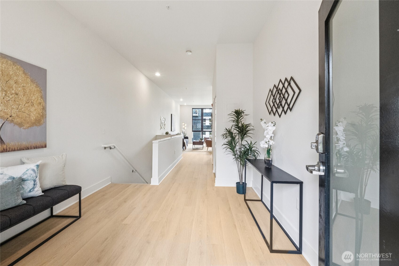 615 E Pike Street 305