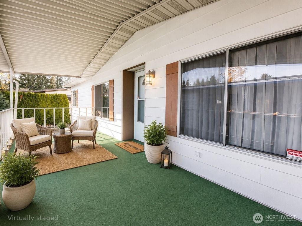 Photo of 620 112th Street SE #205, Everett, WA 98208 (MLS # 2535550)