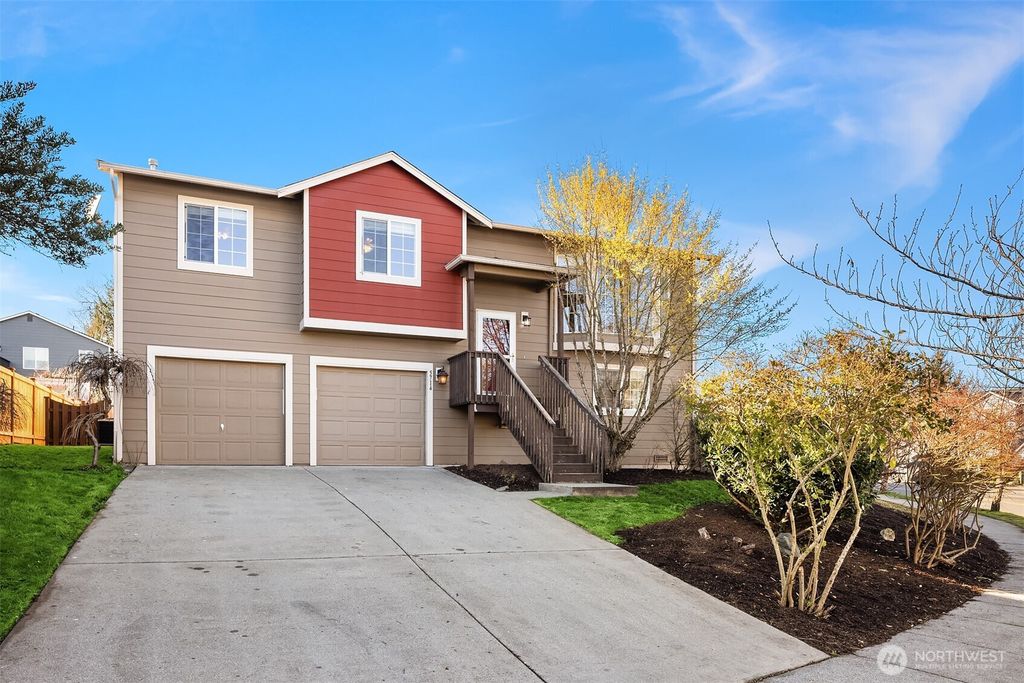 Photo of 5714 80th Avenue NE, Marysville, WA 98270 (MLS # 2480923)