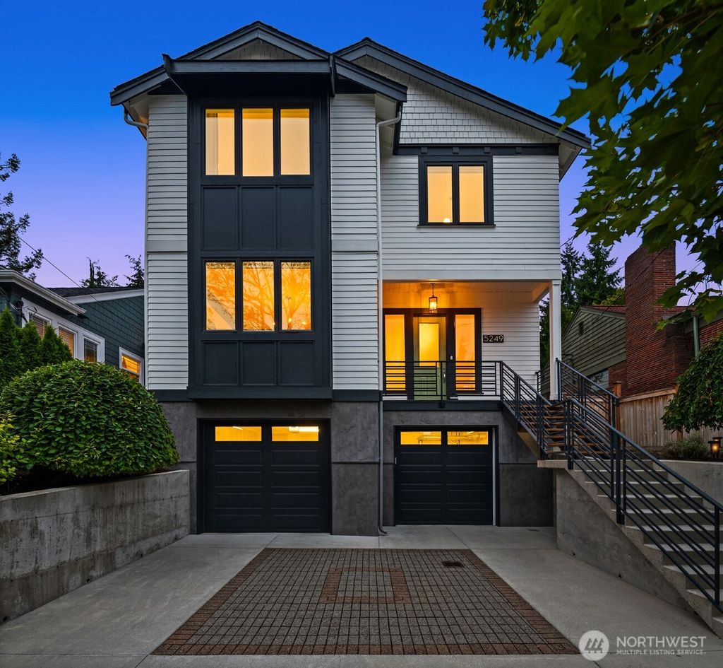 Photo of 5249 36th Avenue NE, Seattle, WA 98105 (MLS # 2436656)