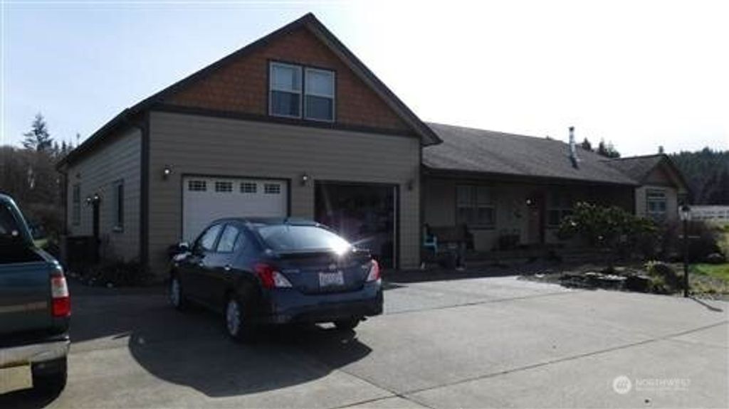 Photo of 4 Martin Lane, Menlo, WA 98577 (MLS # 2500998)