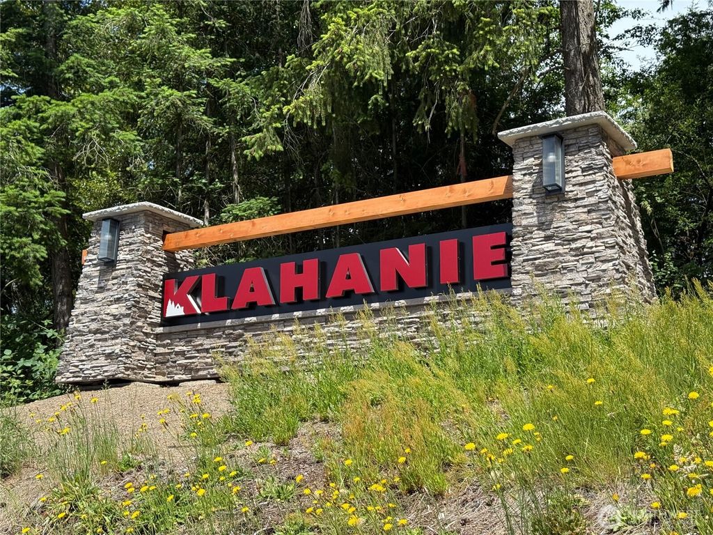 Photo of 4196 248th Court SE #62, Sammamish, WA 98029 (MLS # 2391403)