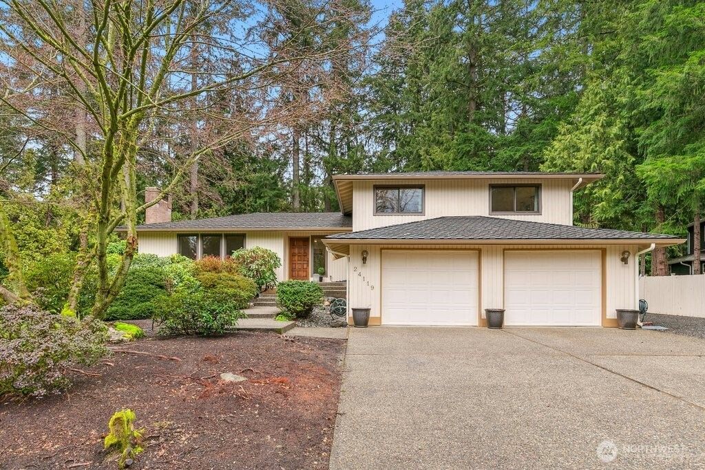 Photo of 24119 107th Drive SE, Woodinville, WA 98077 (MLS # 2339102)