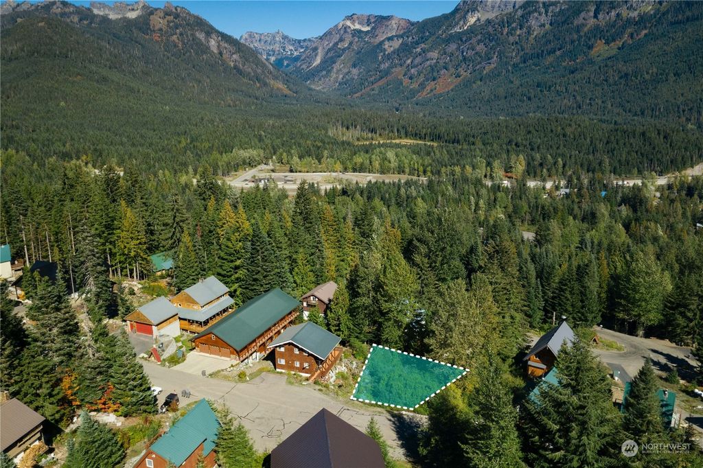 Photo of 71 X Innsbruck Drive, Snoqualmie Pass, WA 98068 (MLS # 2209030)