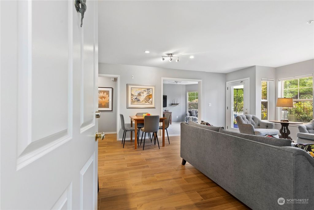 Photo of 239 4th Avenue S #101, Edmonds, WA 98020 (MLS # 2155633)