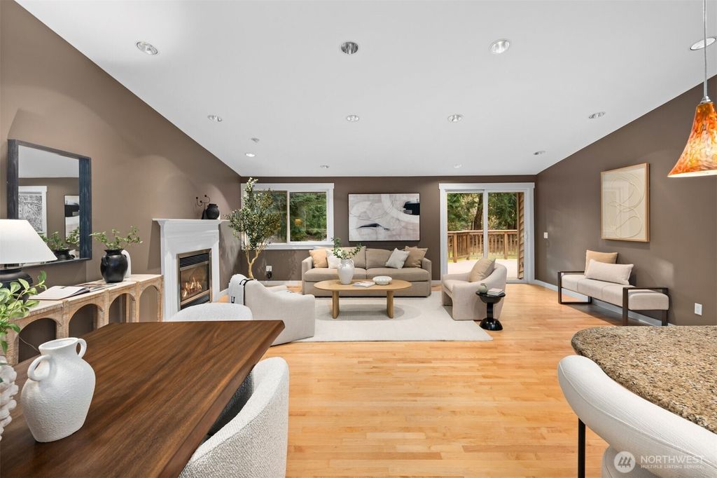 Photo of 20341 170th Avenue NE, Woodinville, WA 98072 (MLS # 2491248)