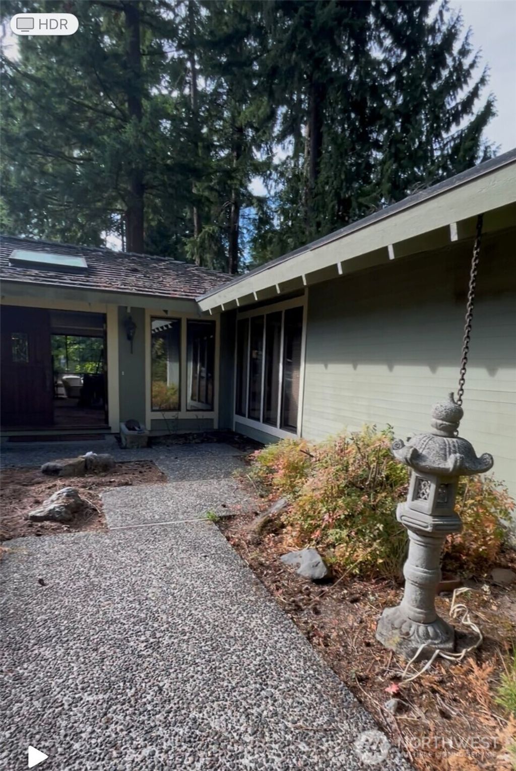 Photo of 16503 76th Avenue NE, Kenmore, WA 98028 (MLS # 2456998)